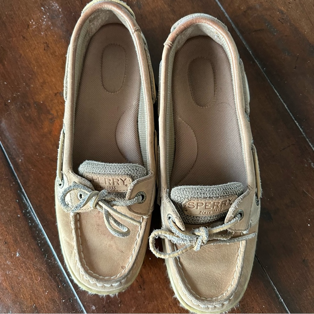 Women’s Sperry Shoes - Picture 5 of 9